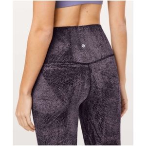 Lululemon Align Crop *21" Purple/Black Print SZ 4